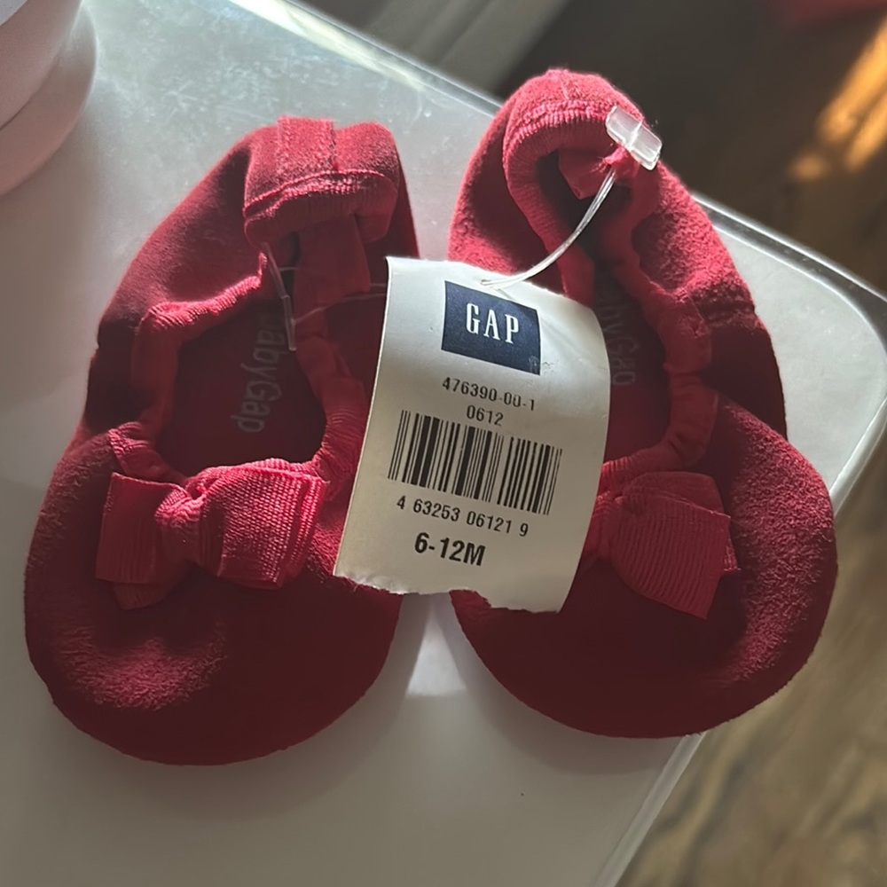 GAP Red Baby Shoes NWT
